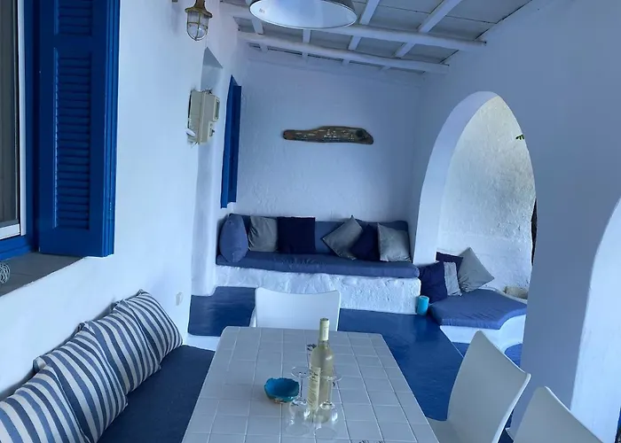 House On The Holiday home Skyros